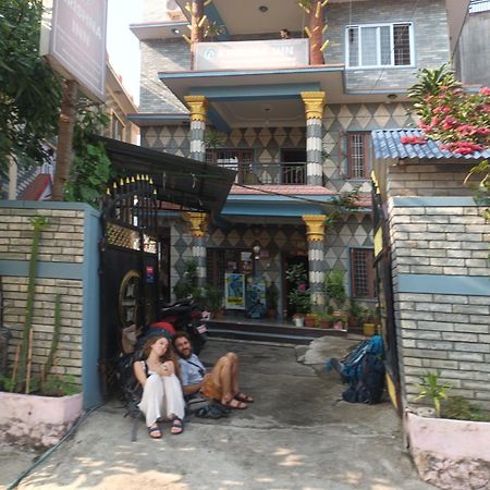 Krishna Inn Похара Екстериор снимка