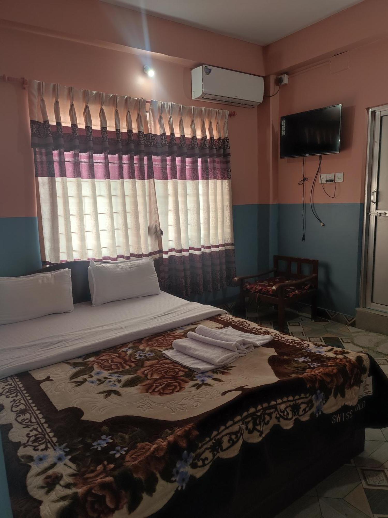 Krishna Inn Похара Екстериор снимка