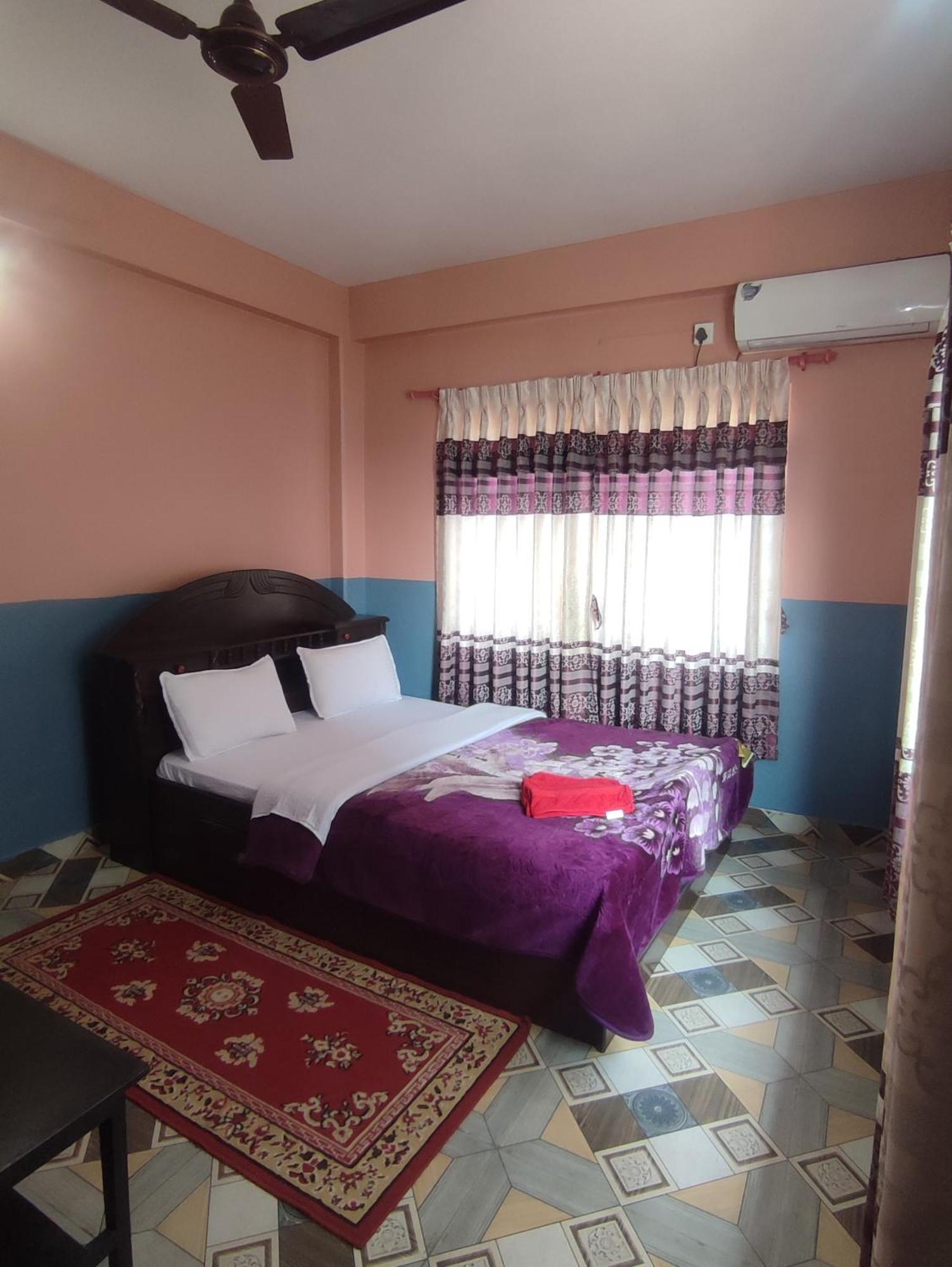 Krishna Inn Похара Екстериор снимка